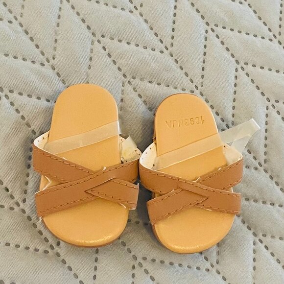 American Girl Doll Julie's 1970's Retired Classic Outfit with Accessories - Picture 8 of 10